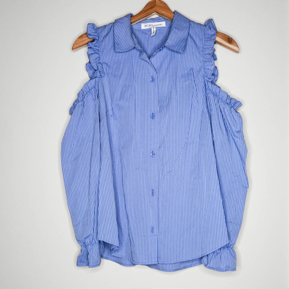 BCBGENERATION Cold-Shoulder Ruffled Pinstripe Shir - Picture 2 of 3
